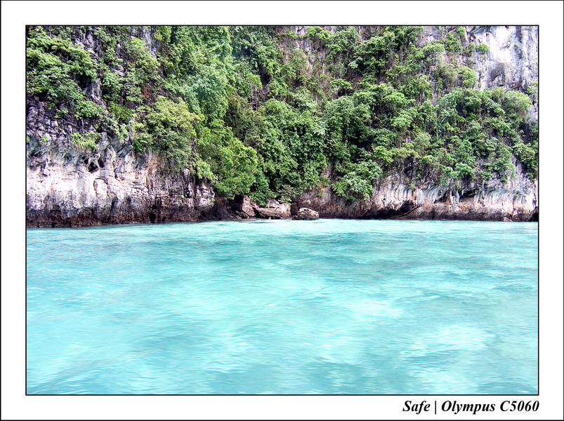 2006 - 07 - Phuket - Ko Phi Phi - Pileh Cove 06